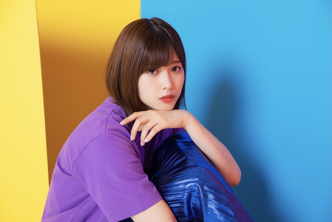 櫻坂46 渡邉理佐 ユニエア サイン入りTシャツ 櫻坂46 渡邉理佐 ユニエア サイン入りTシャツ（UNI'S ON AIR